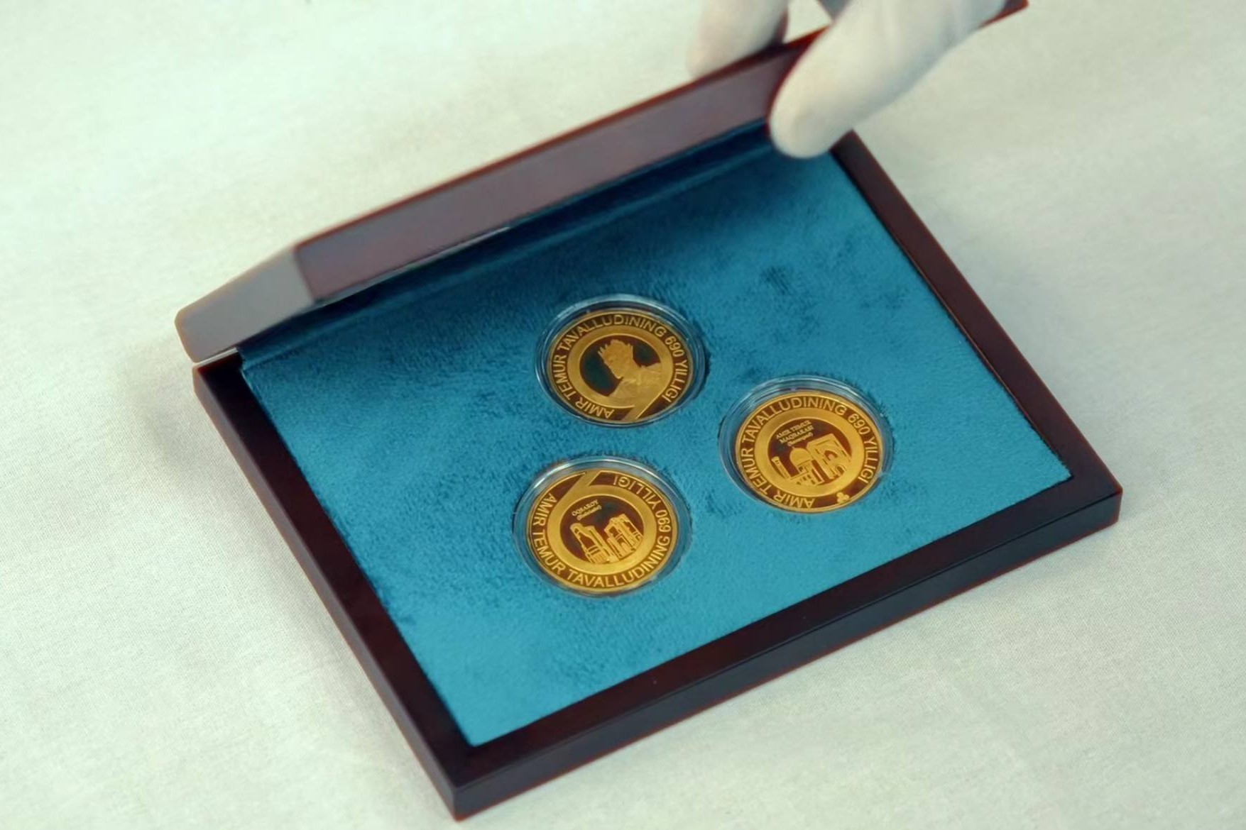 эсдалик танга Амир Темурнинг 690 йиллиги