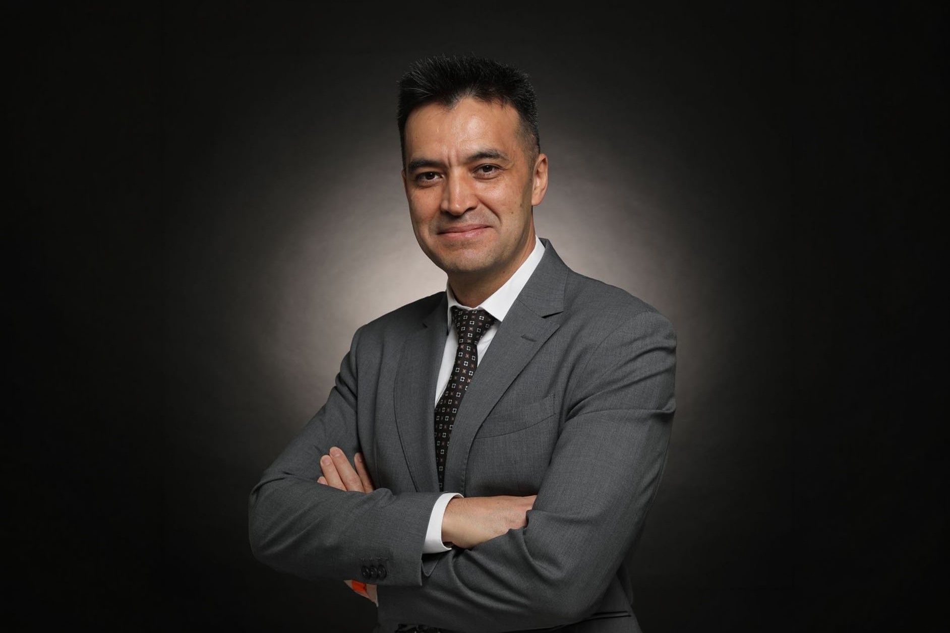 Улуғбек Таваккалов фаолиятини Universalbank'да давом эттиради