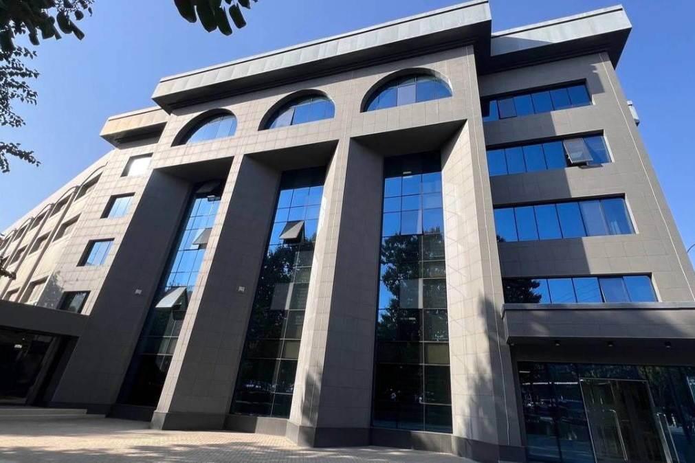 Yangi Bank'нинг бош офиси биноси сотувга қўйилди